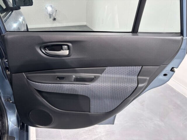 2013 NISSAN WINGROAD