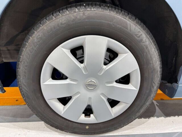 2013 NISSAN WINGROAD