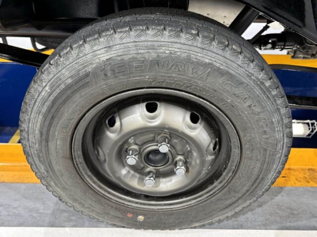 2000 DAIHATSU HIJET TRUCK