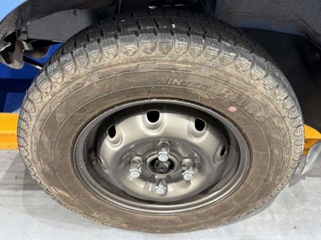 2000 DAIHATSU HIJET TRUCK