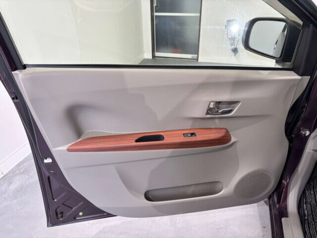 2012 DAIHATSU MIRA e:s