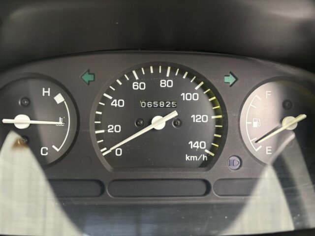 2000 DAIHATSU HIJET TRUCK