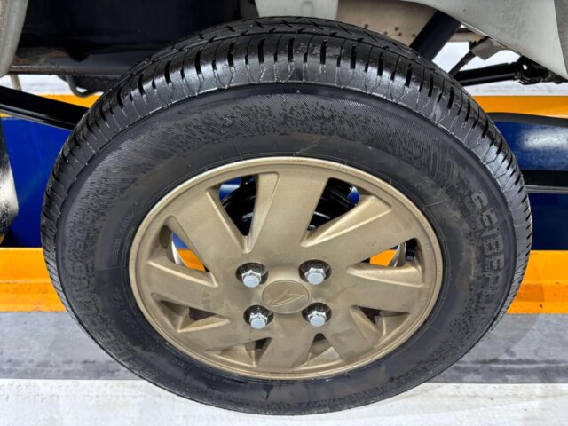 2000 DAIHATSU HIJET TRUCK