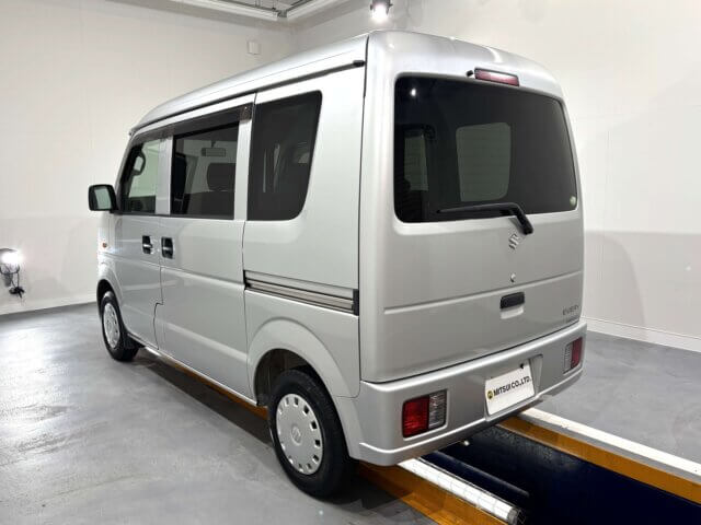 2010 SUZUKI EVERY VAN