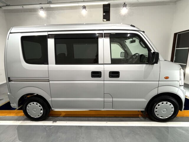 2010 SUZUKI EVERY VAN