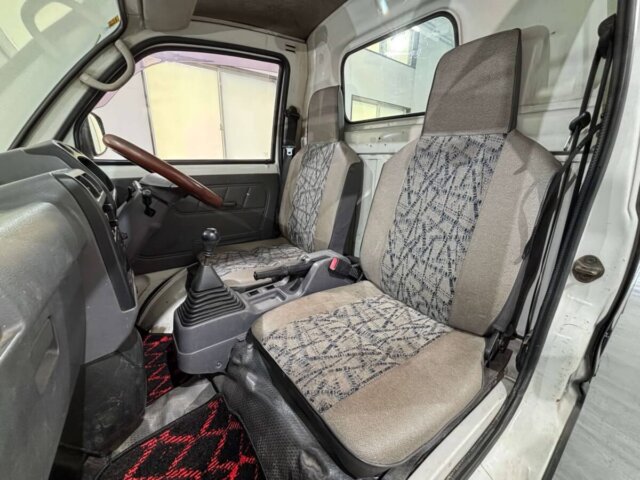 1998 MITSUBISHI MINICAB TRUCK