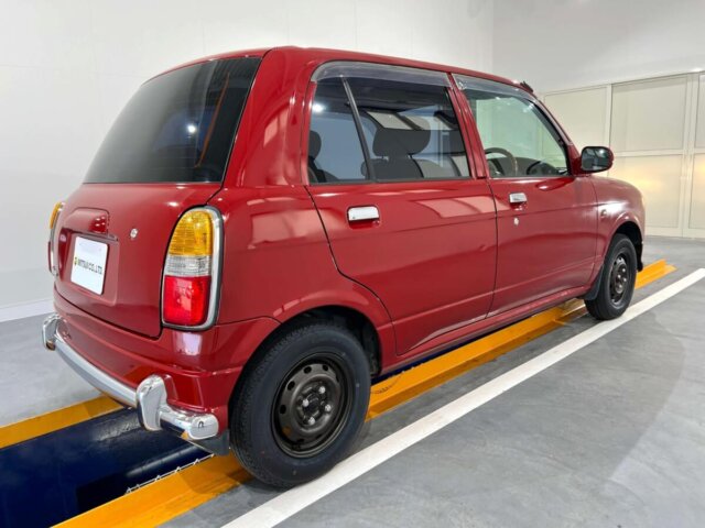 2000 DAIHATSU MIRA GINO