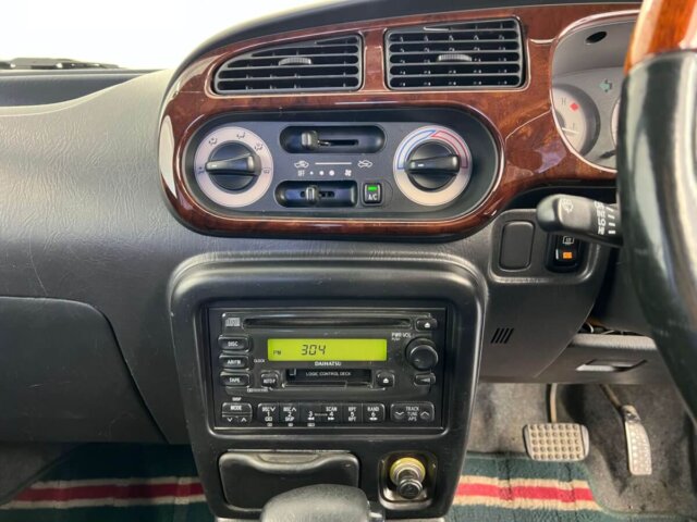 2000 DAIHATSU MIRA GINO