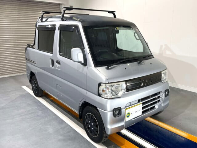 2014 MITSUBISHI MINICAB VAN