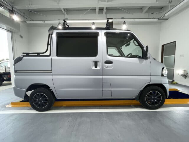 2014 MITSUBISHI MINICAB VAN