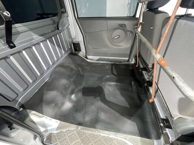 2014 MITSUBISHI MINICAB VAN