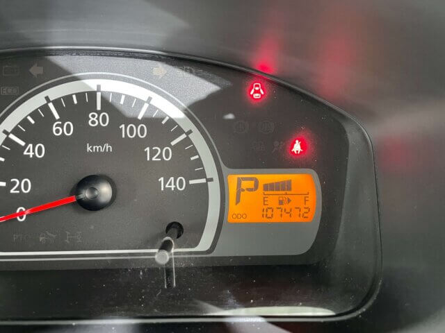 2014 MITSUBISHI MINICAB VAN