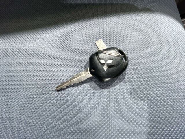 2014 MITSUBISHI MINICAB VAN