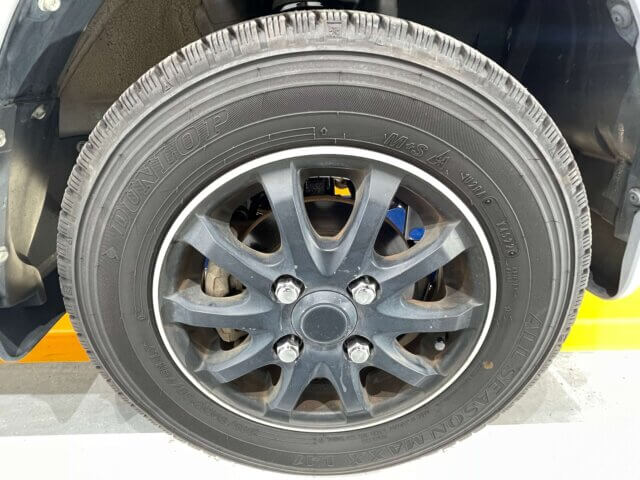 2014 MITSUBISHI MINICAB VAN