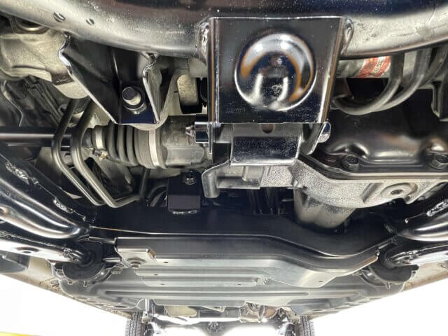 2014 MITSUBISHI MINICAB VAN