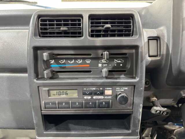 1991 MITSUBISHI MINICAB DUMP