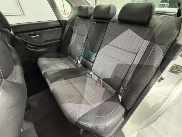 2000 SUBARU LEGACY B4