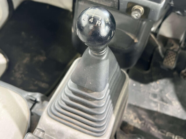 1992 MITSUBISHI MINICAB TRUCK