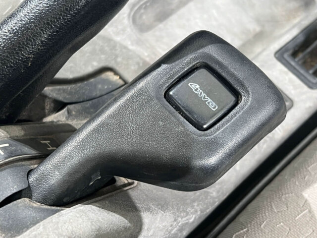 1992 MITSUBISHI MINICAB TRUCK