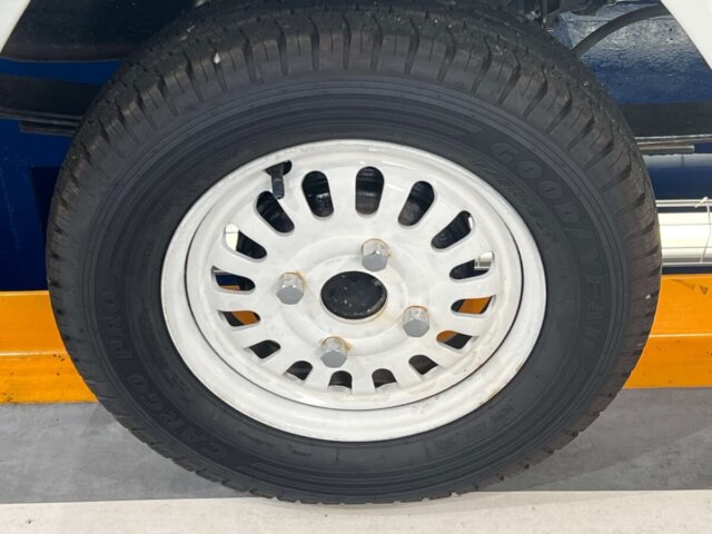 1992 MITSUBISHI MINICAB TRUCK