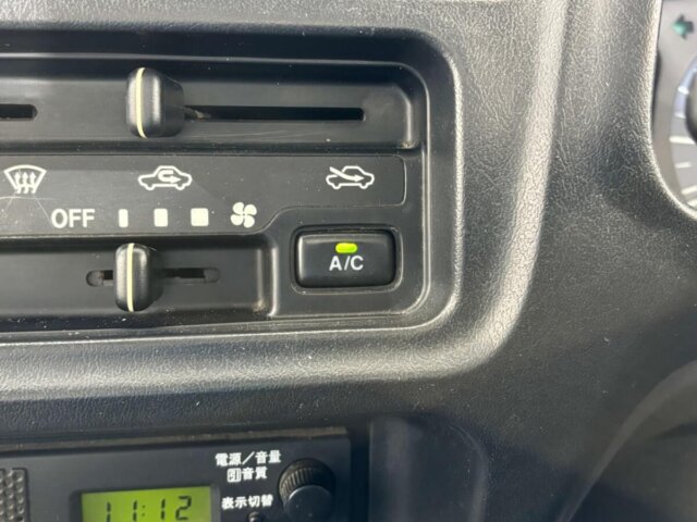 2000 MAZDA SCRUM TRUCK