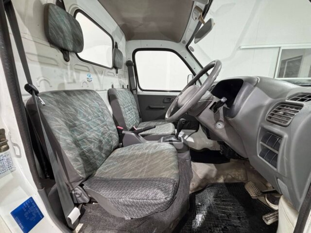 2000 MAZDA SCRUM TRUCK