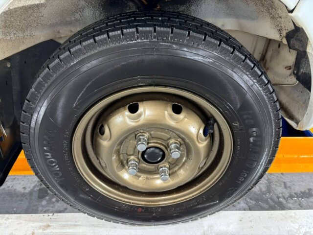 2000 MAZDA SCRUM TRUCK