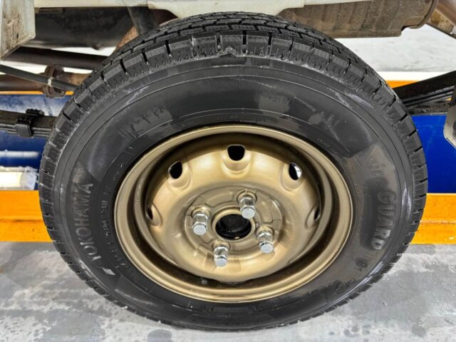 2000 MAZDA SCRUM TRUCK