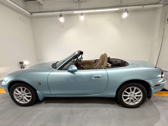 2000 MAZDA ROADSTER