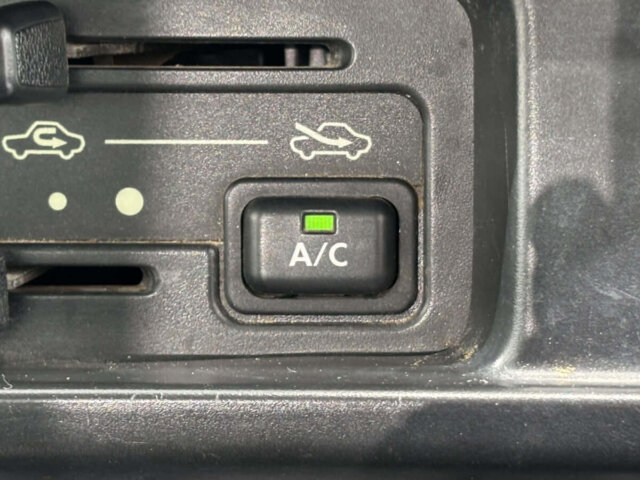 2000 DAIHATSU HIJET TRUCK