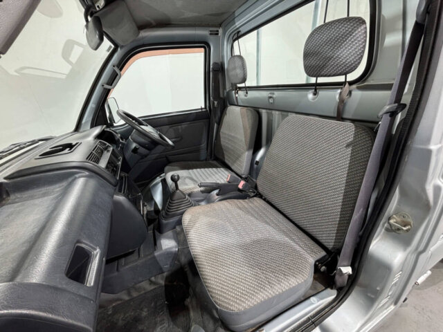 2000 DAIHATSU HIJET TRUCK