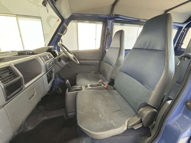 1999 MITSUBISHI MINICAB VAN