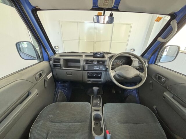 1999 MITSUBISHI MINICAB VAN