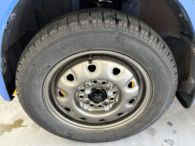 1999 MITSUBISHI MINICAB VAN