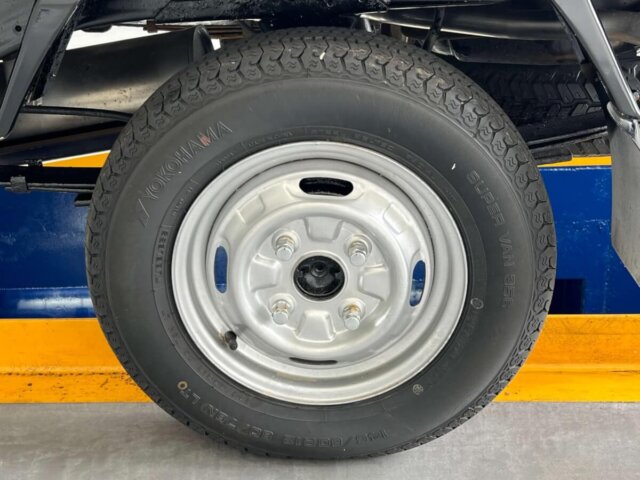 1996 MITSUBISHI MINICAB TRUCK