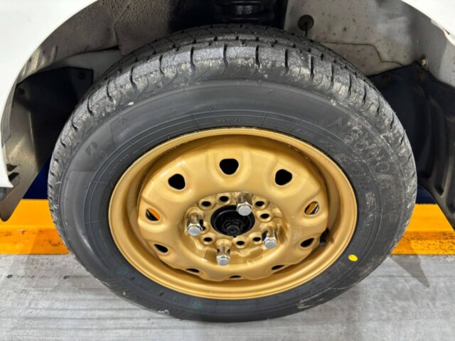 1998 MITSUBISHI MINICAB TRUCK