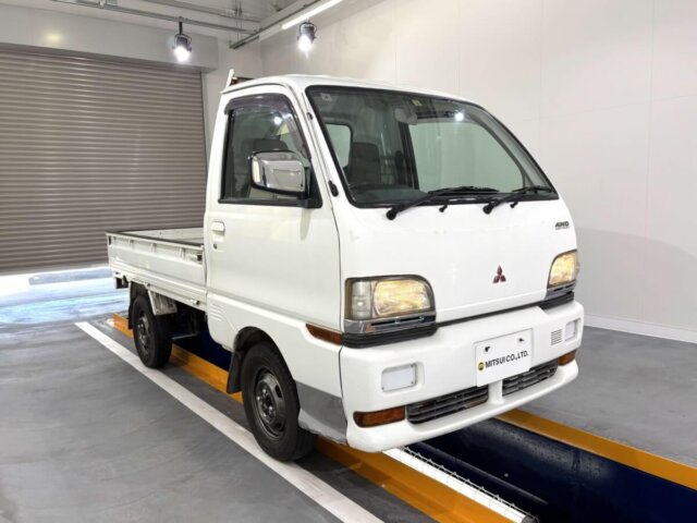 1998 MITSUBISHI MINICAB TRUCK