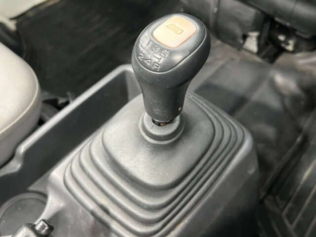 2000 SUBARU SAMBAR TRUCK