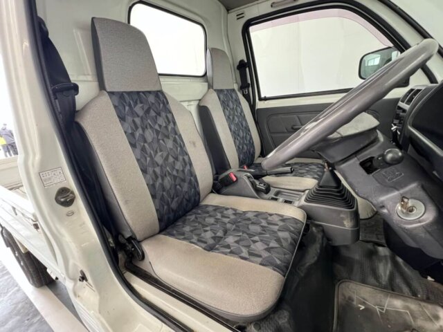 1997 MITSUBISHI MINICAB TRUCK