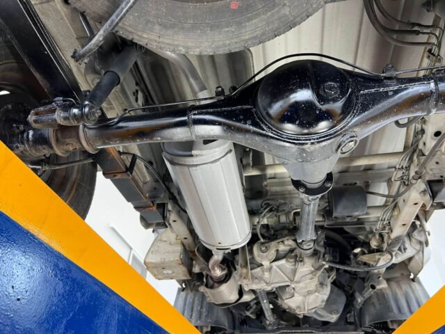 1997 MITSUBISHI MINICAB TRUCK