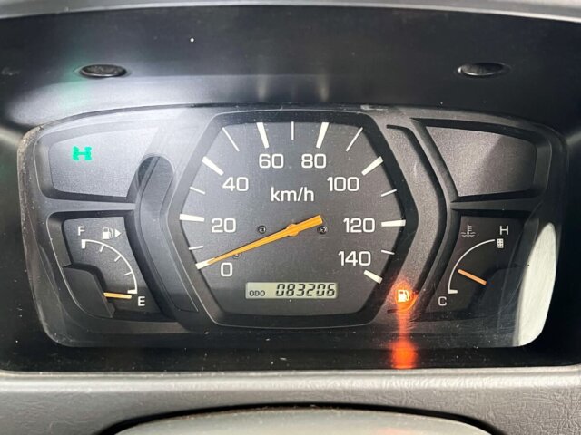 1999 MITSUBISHI MINICAB TRUCK