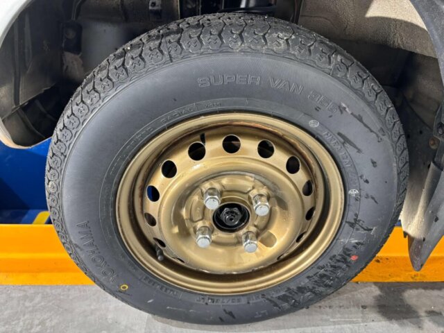 2000 DAIHATSU, HIJET CARGO HIJET VAN