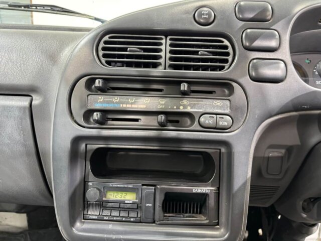 1998 DAIHATSU HIJET TRUCK