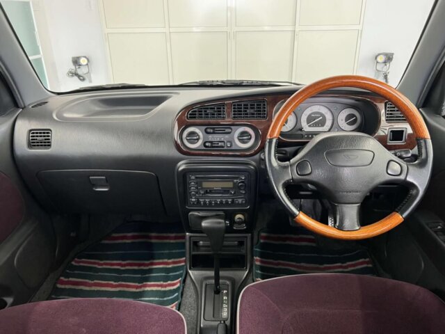 2000 DAIHATSU MIRA GINO