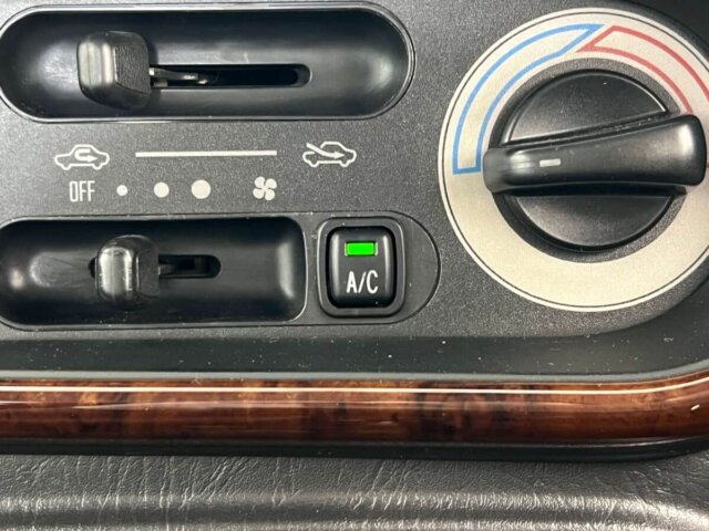 2000 DAIHATSU MIRA GINO