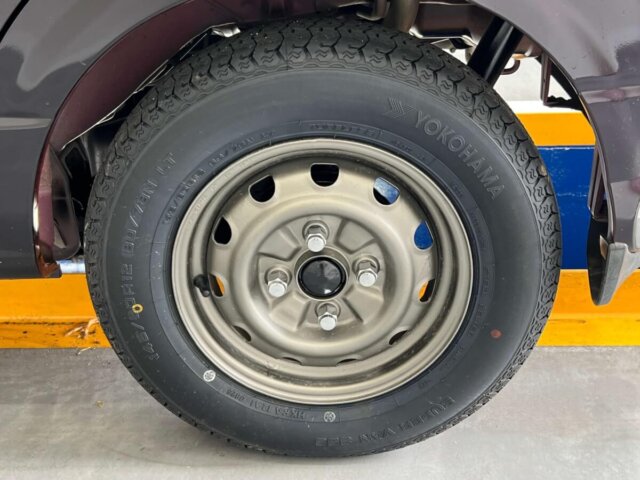 2000 DAIHATSU MIRA GINO