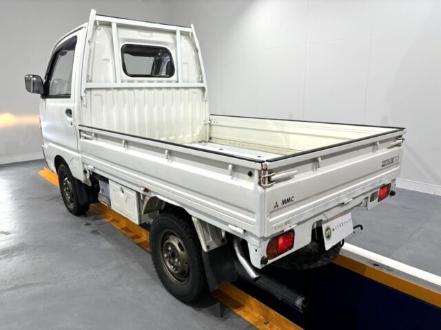 1992 MITSUBISHI MINICAB TRUCK