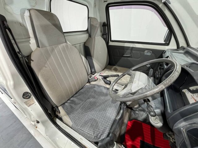 1992 MITSUBISHI MINICAB TRUCK