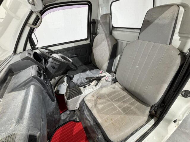 1992 MITSUBISHI MINICAB TRUCK