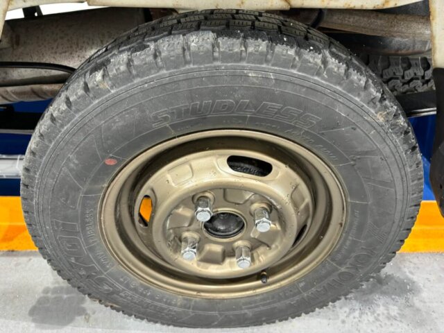 1992 MITSUBISHI MINICAB TRUCK